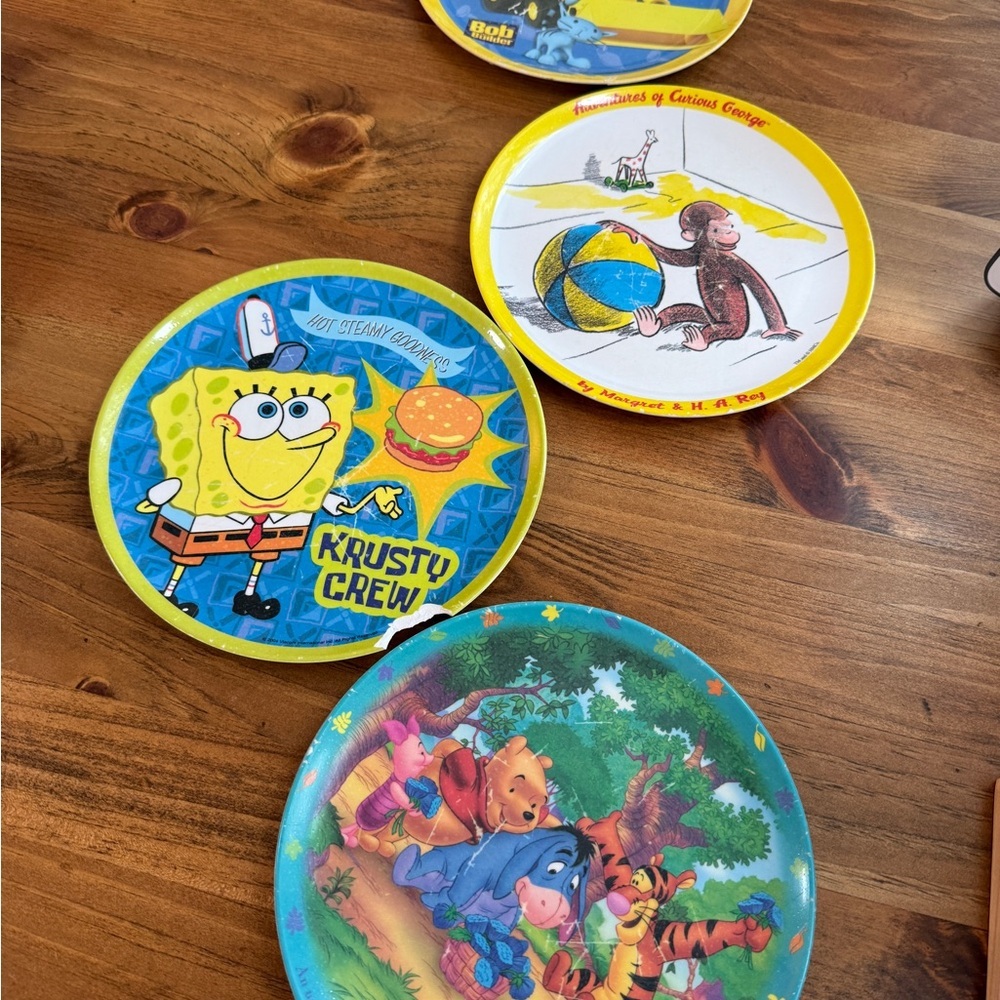 SpongeBob Krusty Crew Plate + Character Kids Plate Set - Yellow & Blue